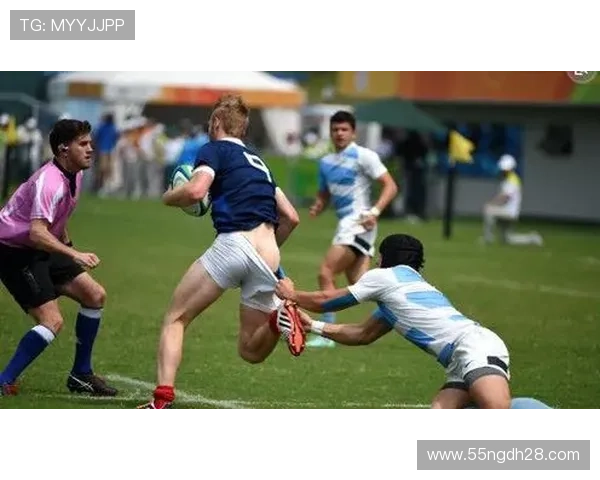 体育比赛中的尴尬瞬间：那些让人捧腹大笑的图片合集